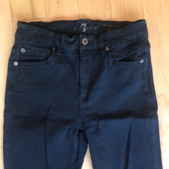 Black Skinny - Picture 4 of 4